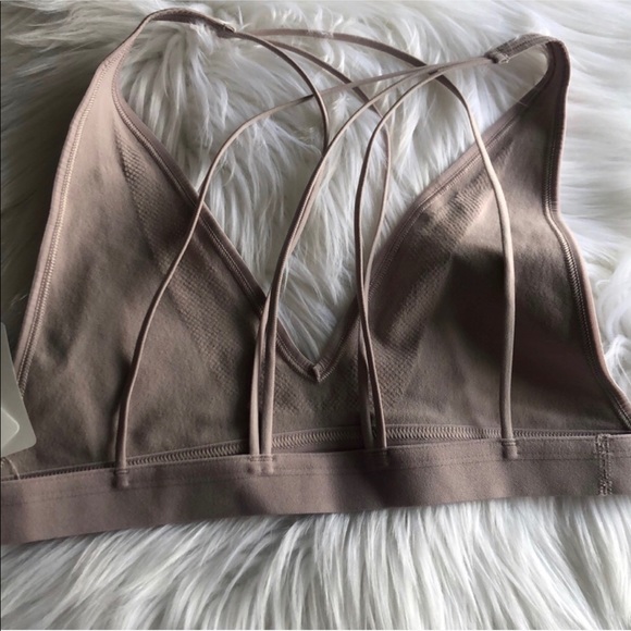 NWT✔️LULULEMON 🍋BRALETTE - Picture 5 of 7